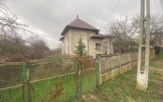 Proiect pentru dezvoltare sau locuire! Vanzare casa in Ulmi - Poză 1