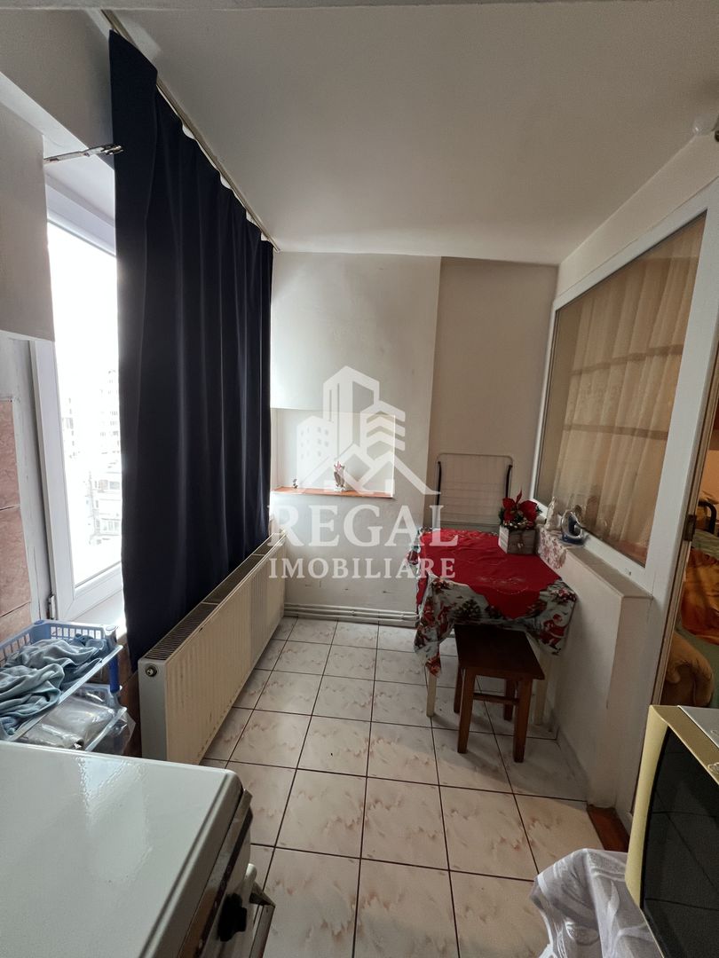 Garsonieră de vânzare – Zona Union, etaj 8/10, lift functional - Poză 4