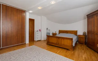 Vilă individuală cu 5 camere, piscină și curte generoasă | Mogoșoaia - Poză 17