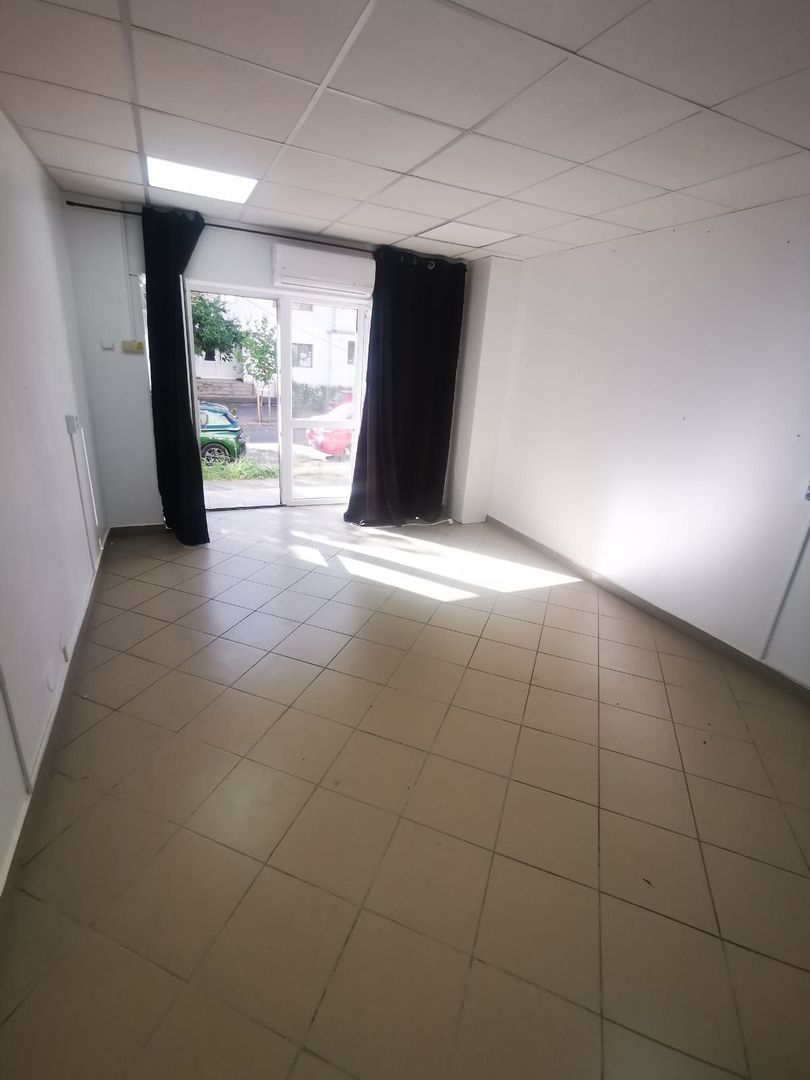 Spatiu comercial de vanzare – 70 mp, parter, Siderurgistilor Vest – - Poză 6