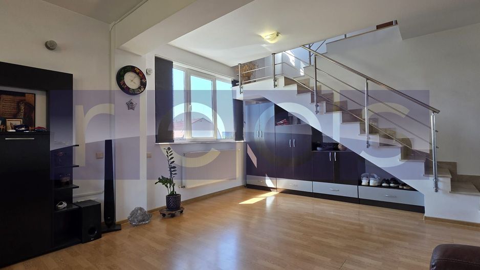 VANZARE DUPLEX 4 CAMERE DECOMANDAT- DRISTOR - Poză 5
