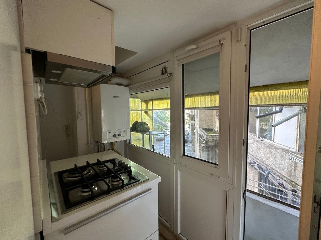 Apartament 3 camere de închiriat - Poză 10