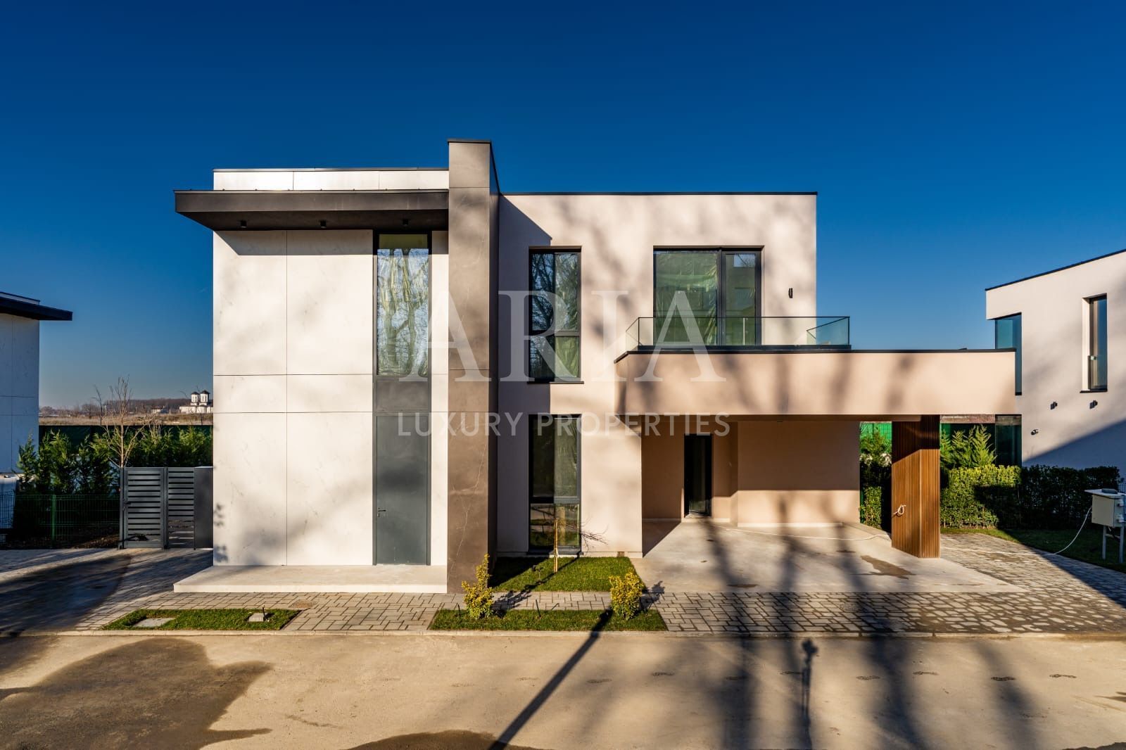 VILA EXCLUSIVISTA PADURE - Poză 14