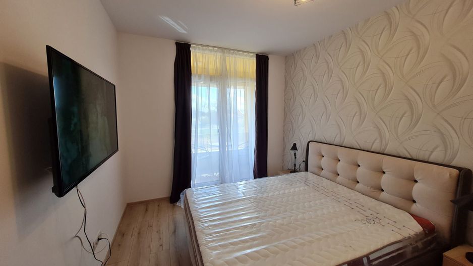 Lux la 5 minute de Iulius Town - Poză 7