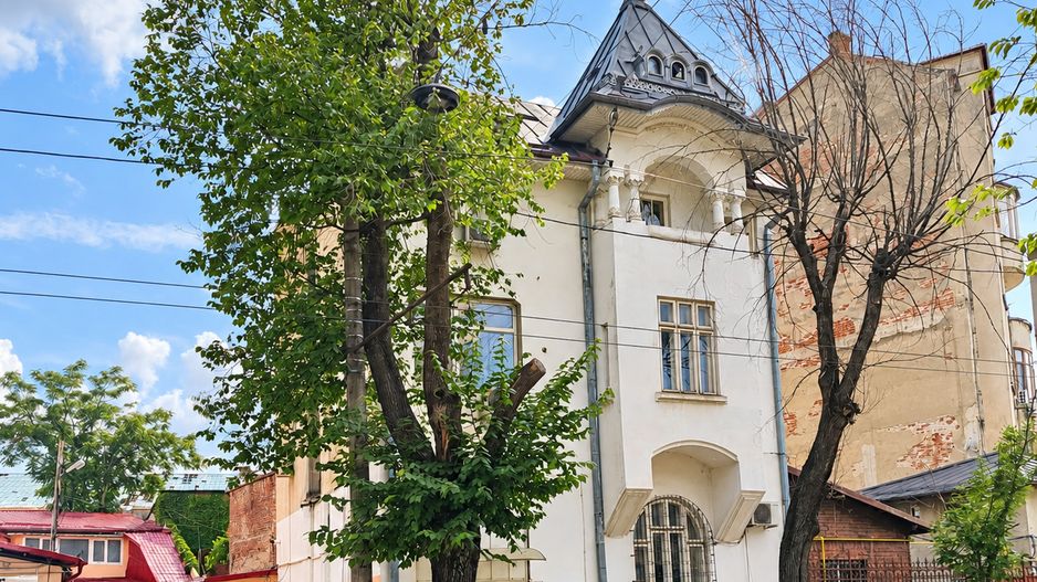 Casă / Vilă cu 6 camere de vânzare în zona Gara de Nord - Poză 1