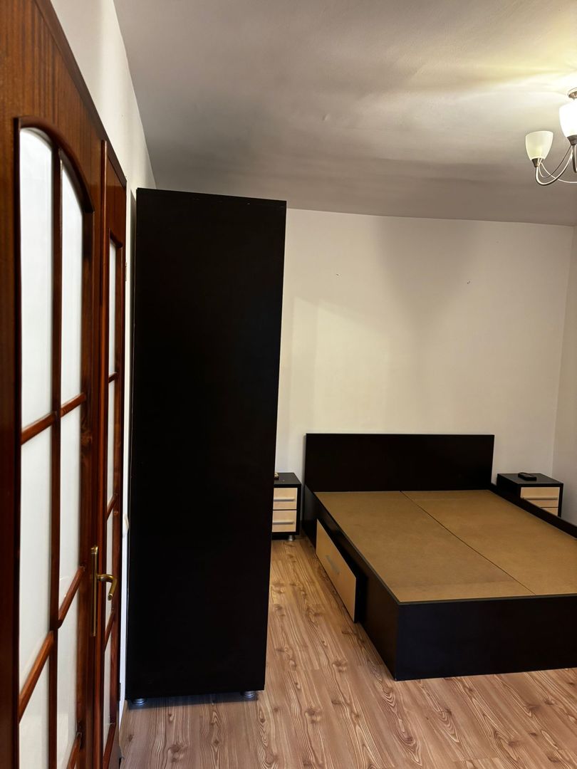 AP. 2 CAMERE- APARATORII PATRIEI, PARCARE INCLUSA, METROU 8 MINUTE - Poză 4