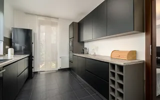 Casă ideală pentru familie–4 camere, curte amenajată, complex privat-securizat - Poză 12