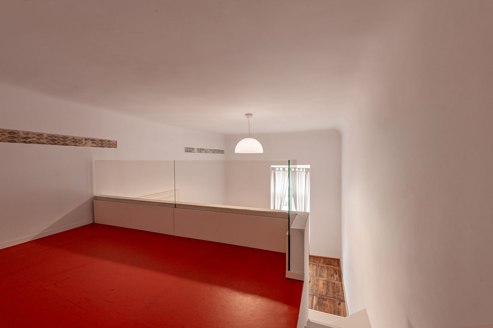 Apartament-galerie la kilometrul zero | 2 camere + mezanin, 2 băi - Poză 10
