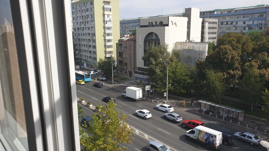 Apartament 2 camere ultracentral, mobilat modern, balcon închis - Poză 8