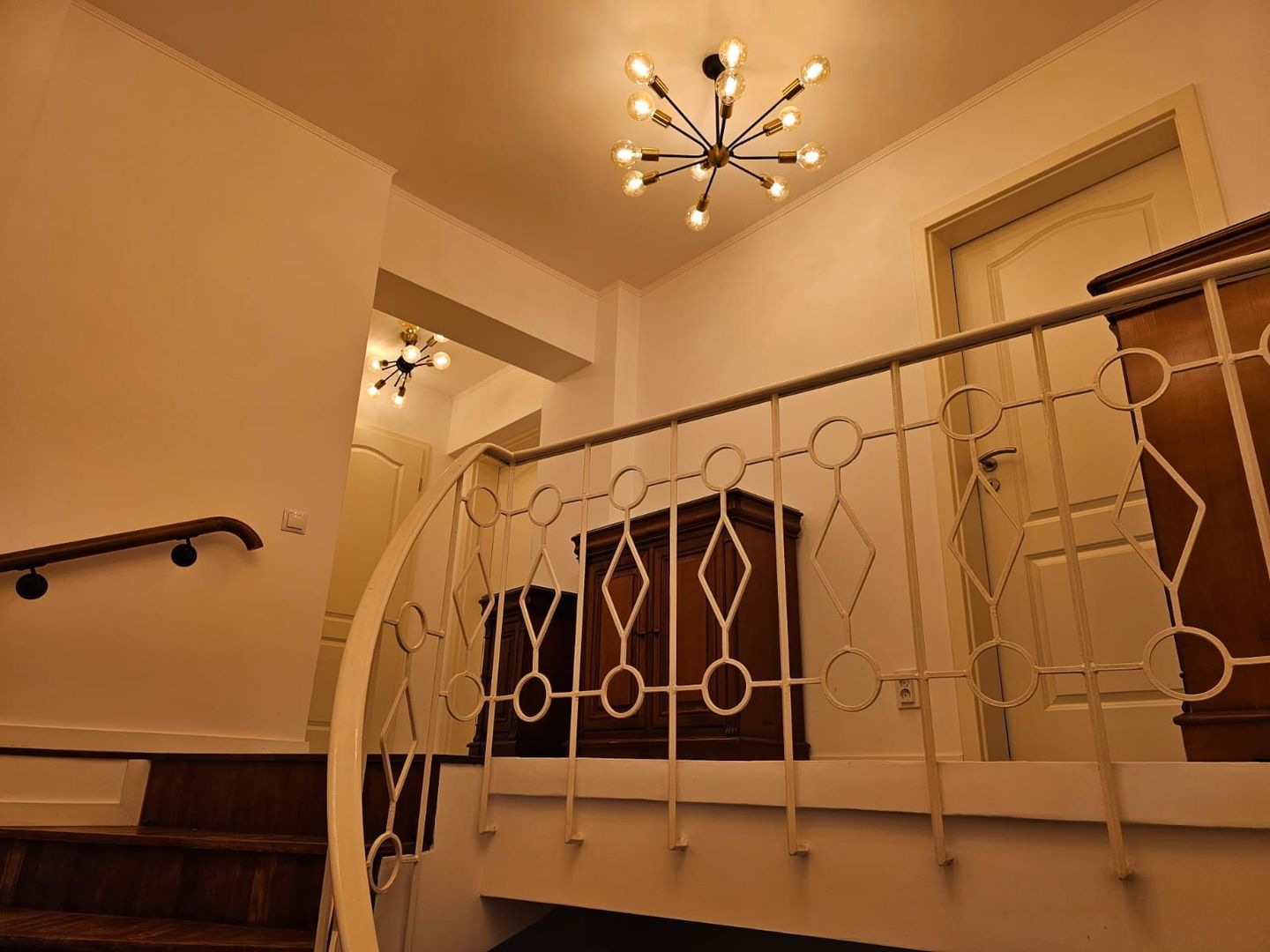 Duplex luxos 3 camere, 130 mp, complet mobilat pretabil birou - Poză 15