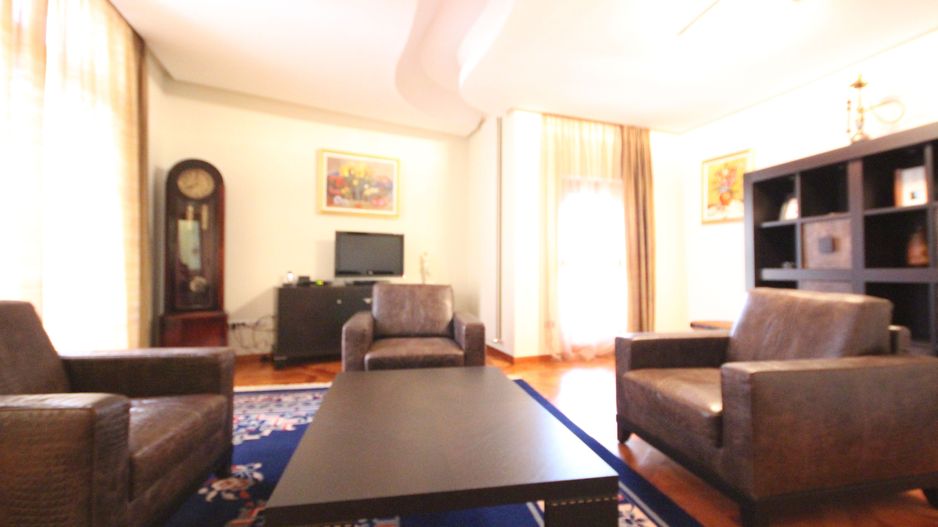 Casa pretabila birouri, camin de batrani - Poză 7