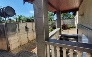 Casa cu 4 camere, garaj, teren 791 mp, zona Schit - Poză 4