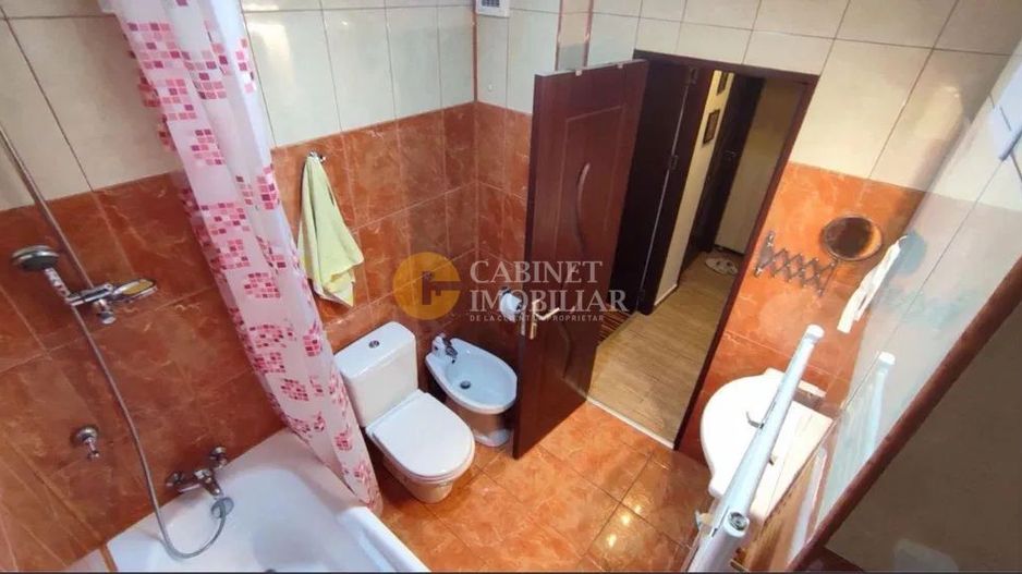 3 Camere Decomandat + 2 Bai - Mobilat/Utilat - Zona Dacia - Poză 7