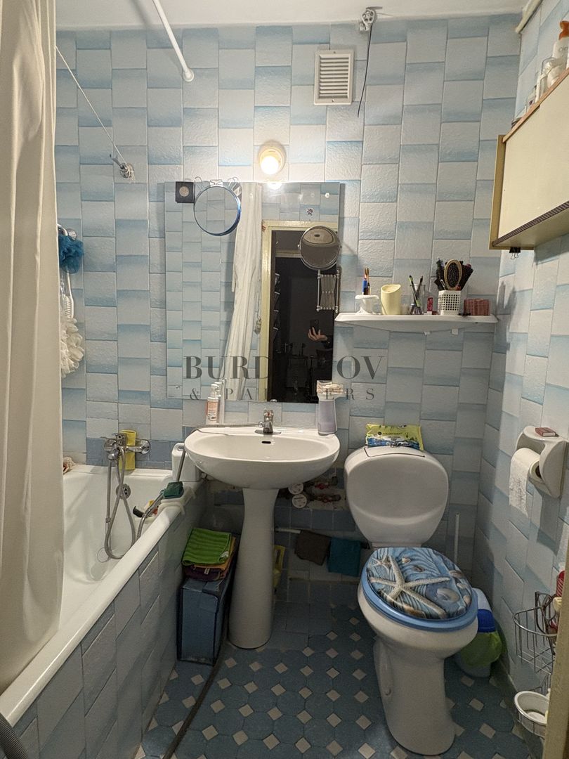 Apartament cu 3 camere de vânzare - 1 Decembrie 1918 - Sector 3 - Poză 14