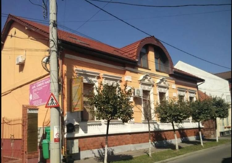 Se vinde cladire in Satu Mare, pe strada Retezatului - Poză 1