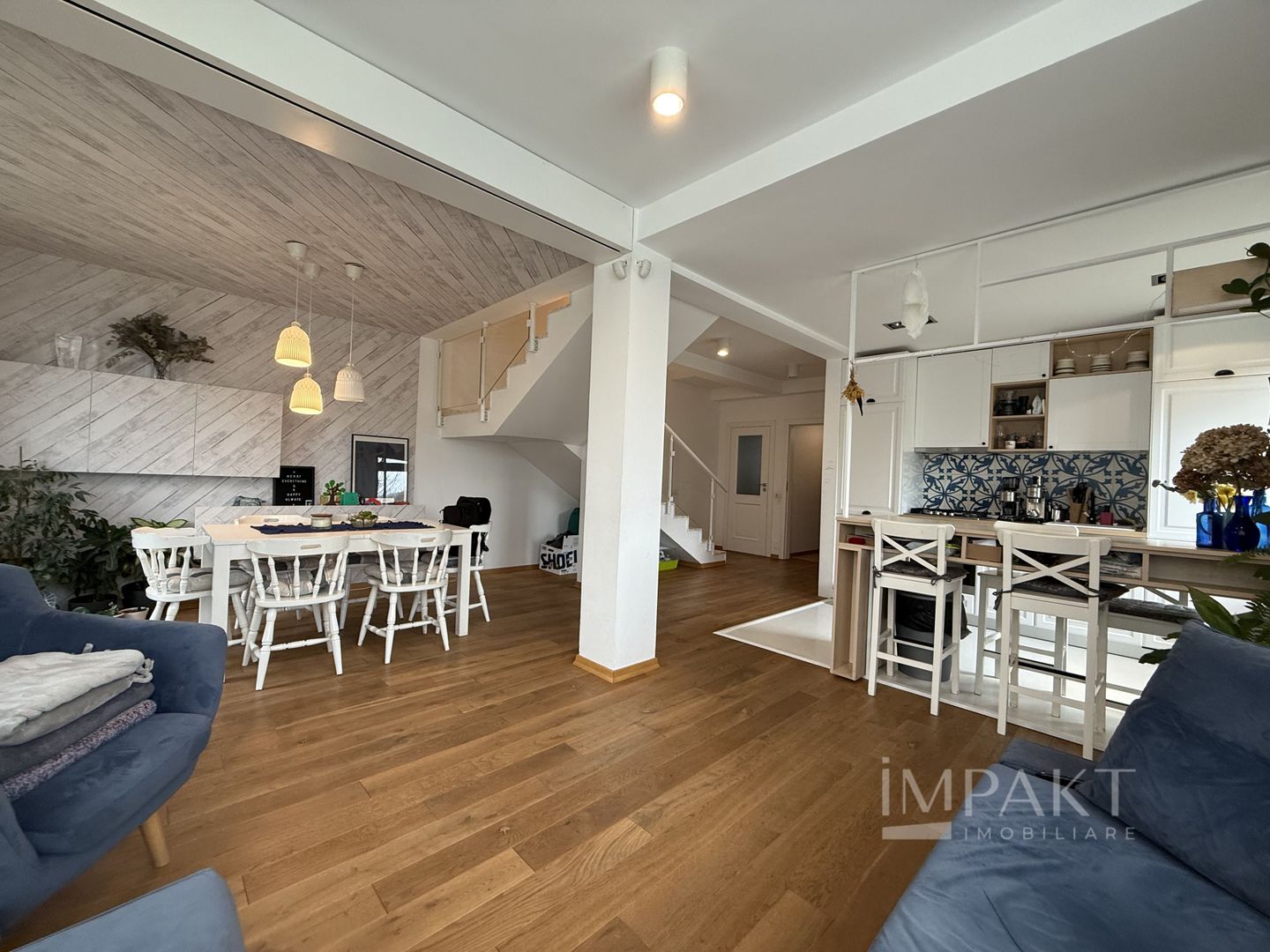 Casa insiruita deosebita cu 5 camere in cartierul Sopor - Poză 4