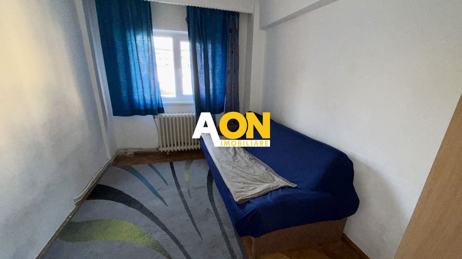 De inchiriat apartament 3 camere, etaj 1, Cetate - Poză 4