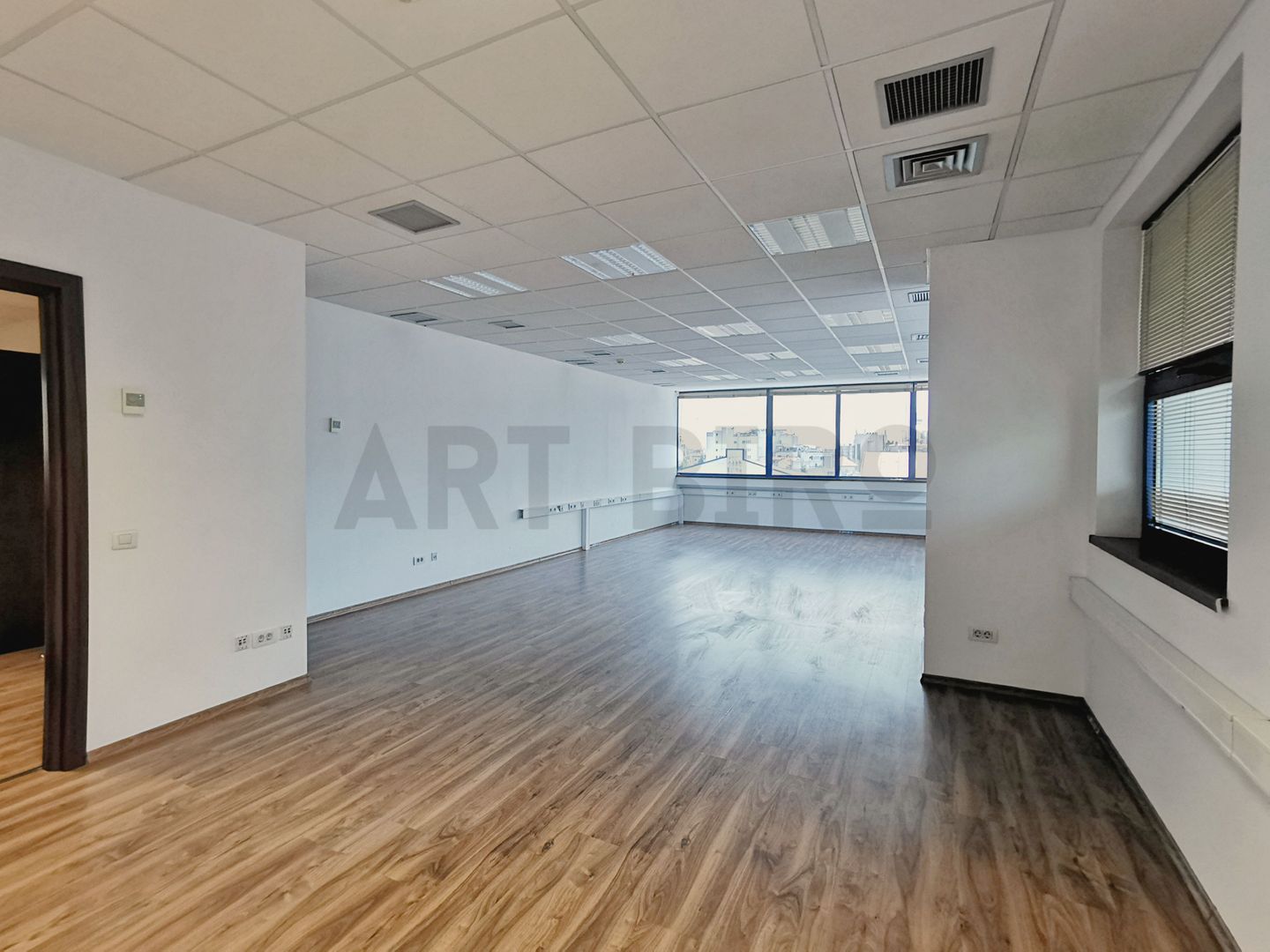 Zero comision, 202mp birou Foisor, paza, parcare, 10 min. mers metrou - Poză 3