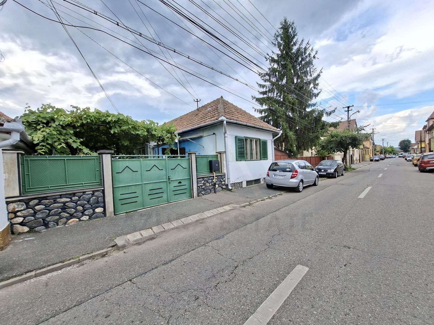Casa individuala D+P+Pod teren 252 mp baie cu geam si curte in Sibiu - Poză 3