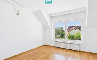 Vilă cu 8 camere și 407mp utili- Dumbrăvița - Poză 21