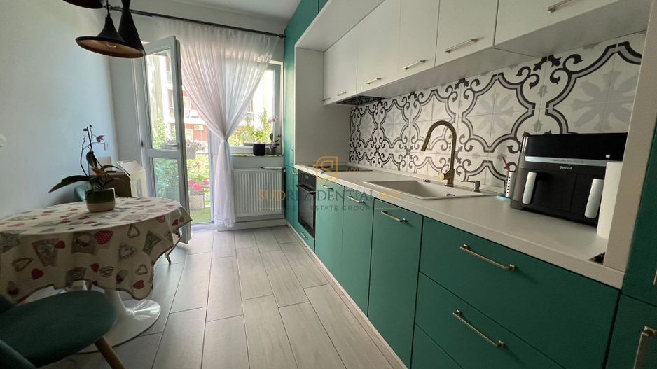 Apartament premium cu 3 camere, suprafață generoasă și loc de parcare - Poză 4