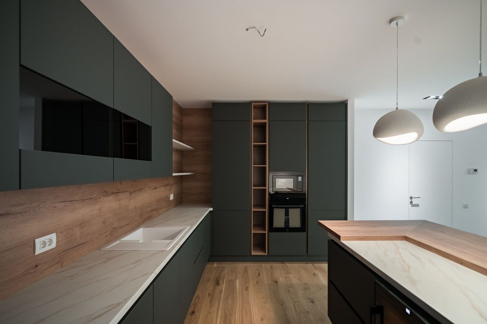 Vila tip Type C mobilata complet in Amber Forest-prima inchiririere - Poză 8