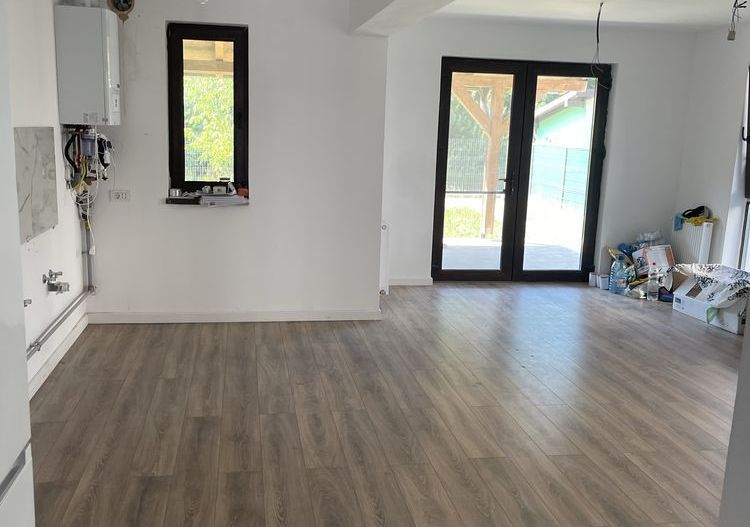 Duplex 4 camere | Terasă acoperită | Strada Asfaltata | Utilități complete - Poză 5