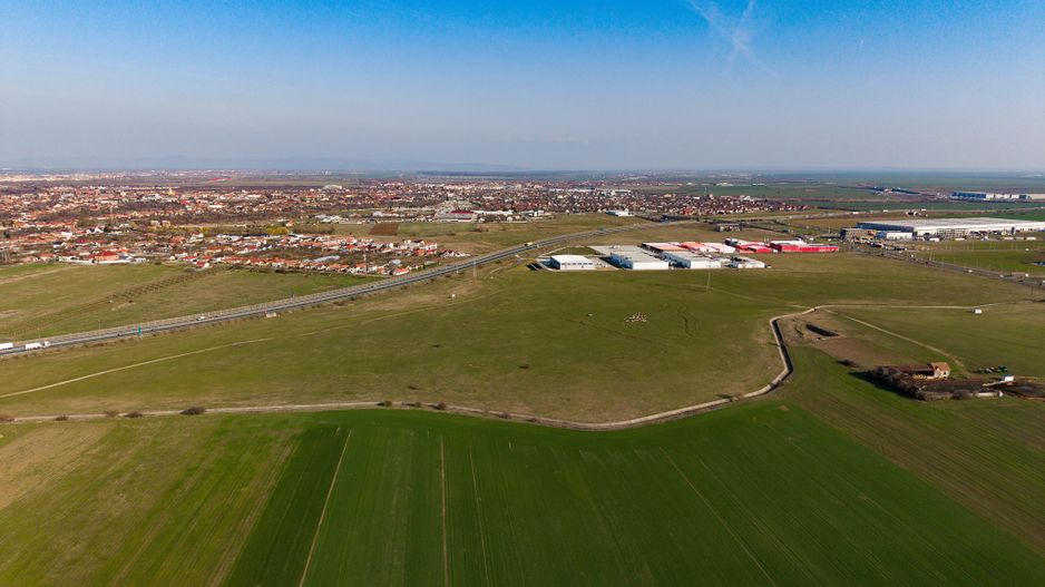 Teren de 107,000mp în zona industrială Zădareni - Poză 9