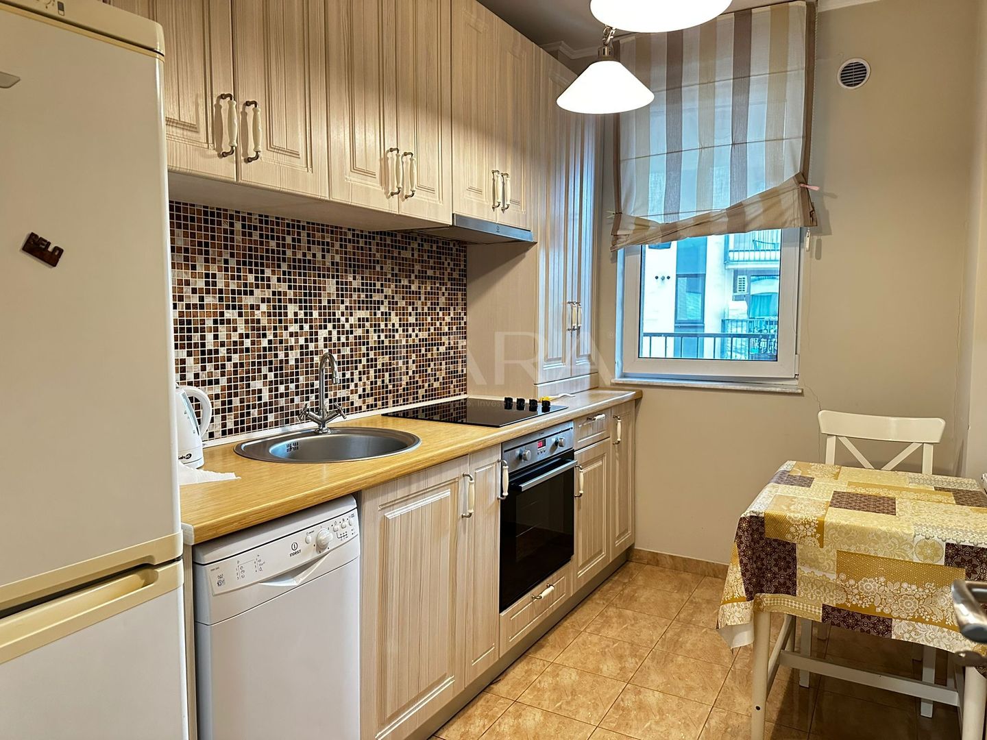 EXCLUSIVITATE. Studenti UMF. ULTRACENTRAL, Platinia Elite Residence. - Poză 7