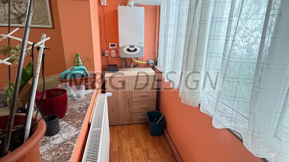 3 camere decomandat zona Girocului  etaj 1 CENTRALA, CLIMA - Poză 8