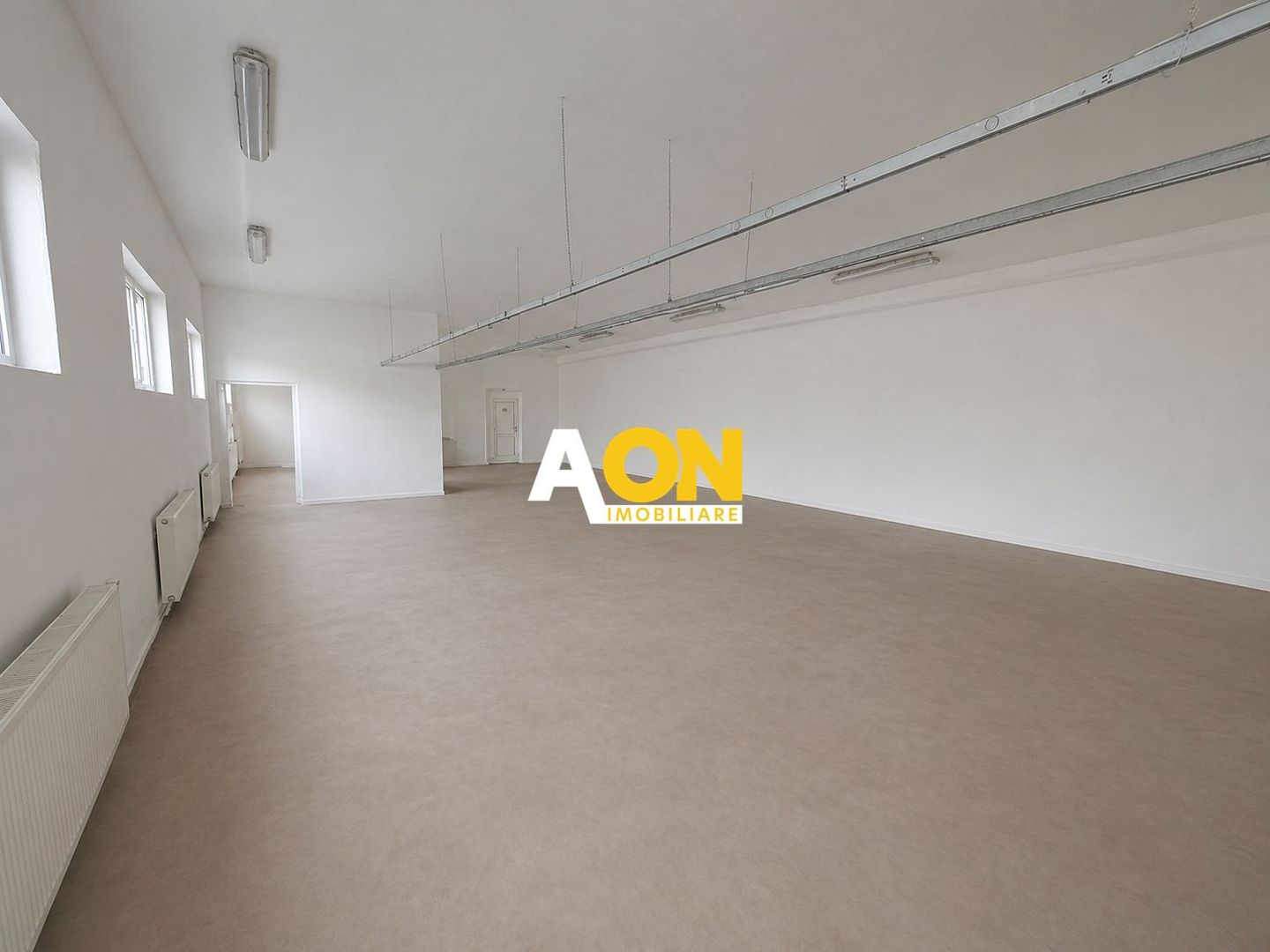 Spațiu Comercial, 280mp, Compartimentare Flexibilă, Zona Ampoi 3 - Poză 1