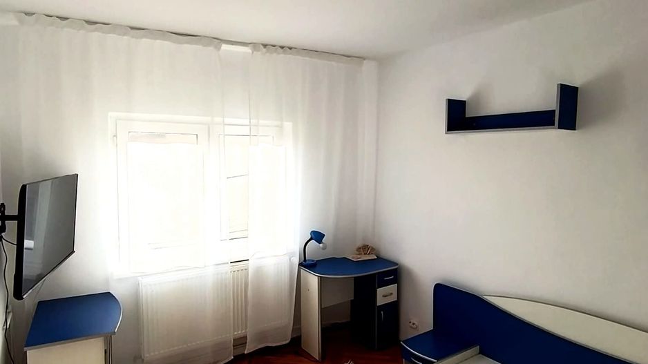 Apartament cu 2 camere, 55 mp, centrală proprie și aer condiționat - Poză 9