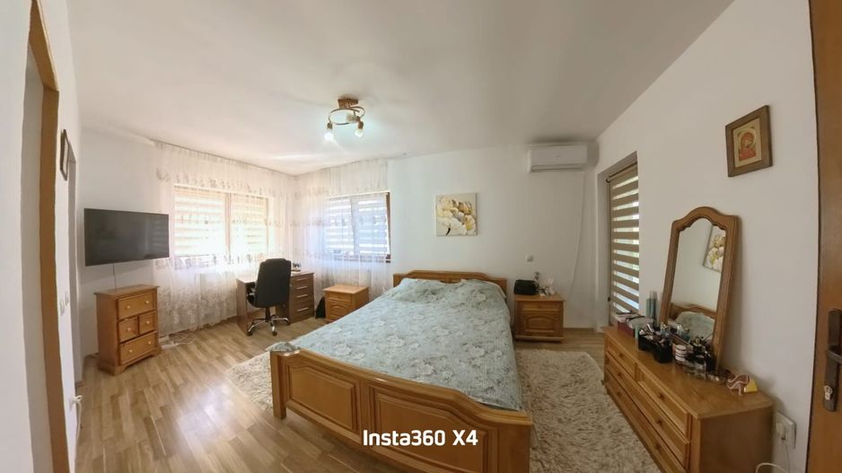 Casă individuală P+1+M cu garaj și terase spațioase – Otopeni Central - Poză 8