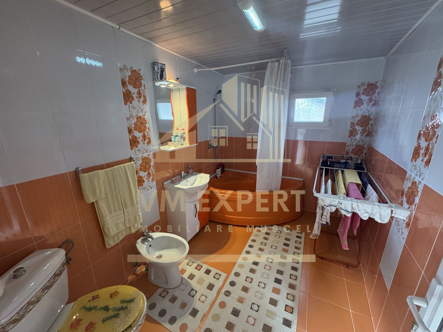 VILA 5 CAMERE, TEREN 600 MP, RUCAR - Poză 15