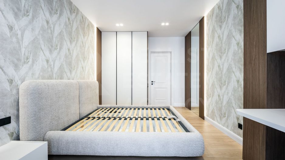 Chirie, apartament, 4 camere, Strada Universității, Centru - Poză 18
