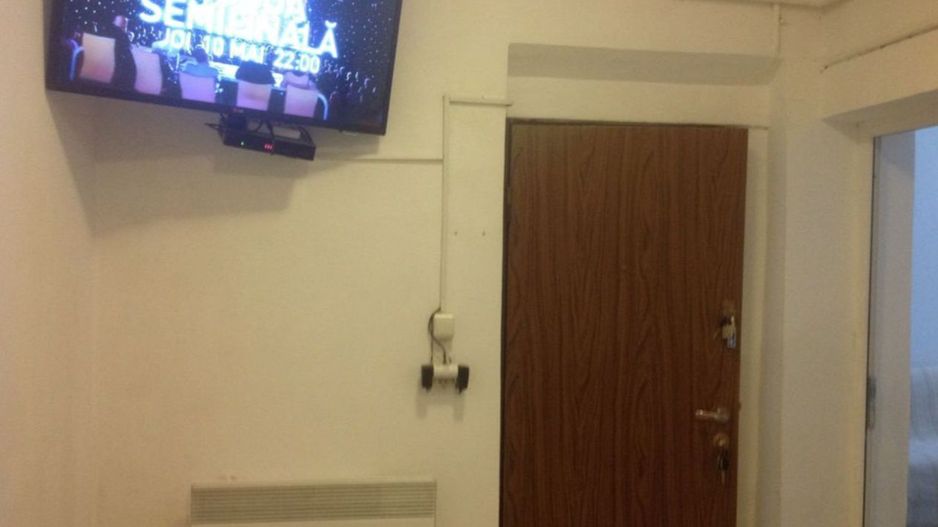 Apartament 3 camere de vanzare  57 mp  Uniri - Metropoliei - Poză 2