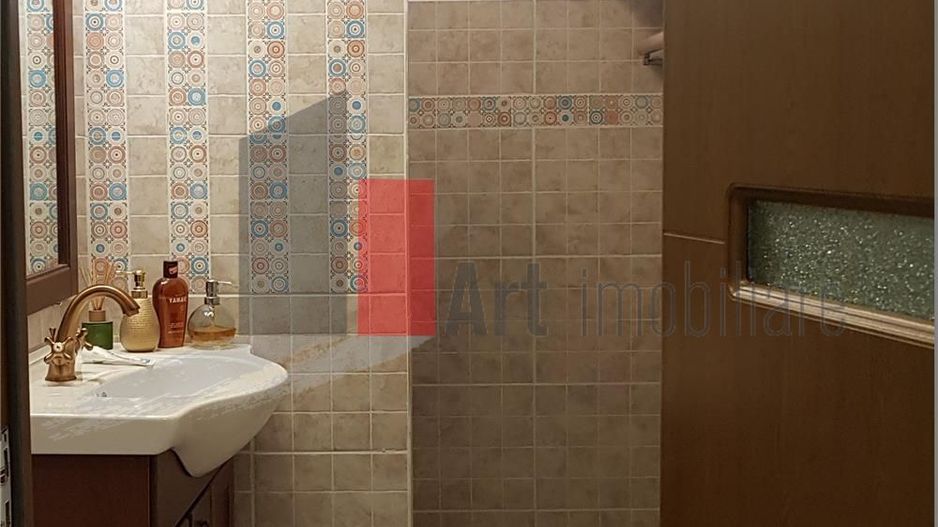 Vânzare apartament 3 camere 2 băi cu centrală Brâncoveanu - Covasna - Poză 9