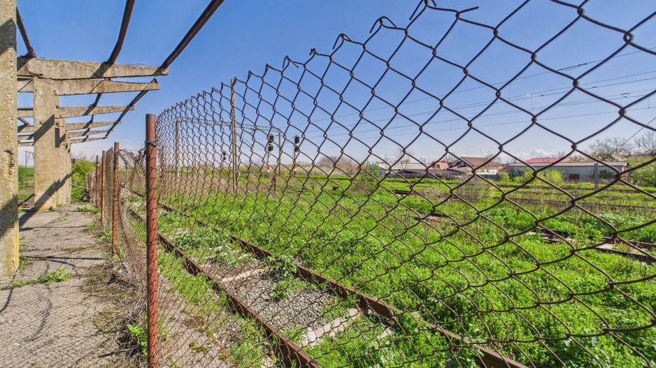 Spațiu industrial, rampă și acces la calea ferată - Poză 10