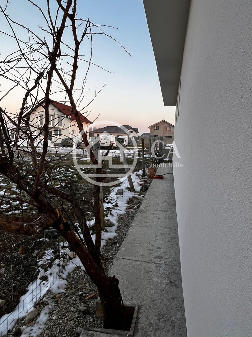 Casă de vânzare cu 4 camere in cartierul Bălcescu, Oradea - Poză 17