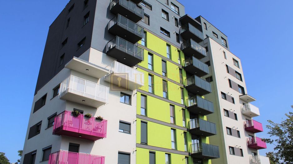 Bloc nou;  Vivalia, Complexul Studentesc, 3 camere/2dormitoare/2bai - Poză 1