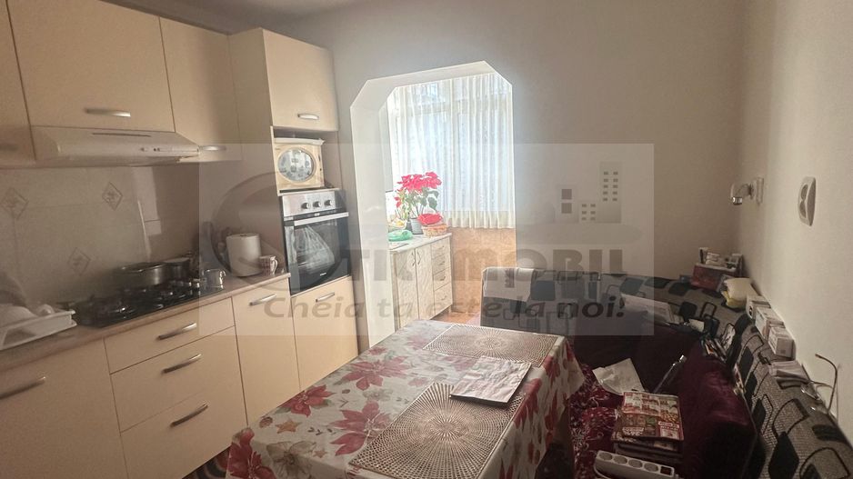 APARTAMENT 3 CAMERE DECOMANDAT FRUMOASA  NICOLINA  135000 EURO - Poză 12