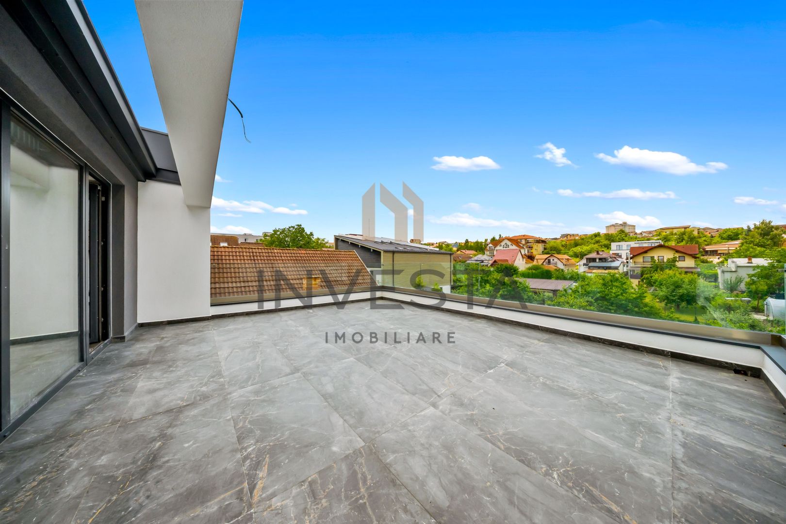 Apartament 3 camere, 67 mp utili + terase de 48mp, Andrei Muresanu - Poză 4