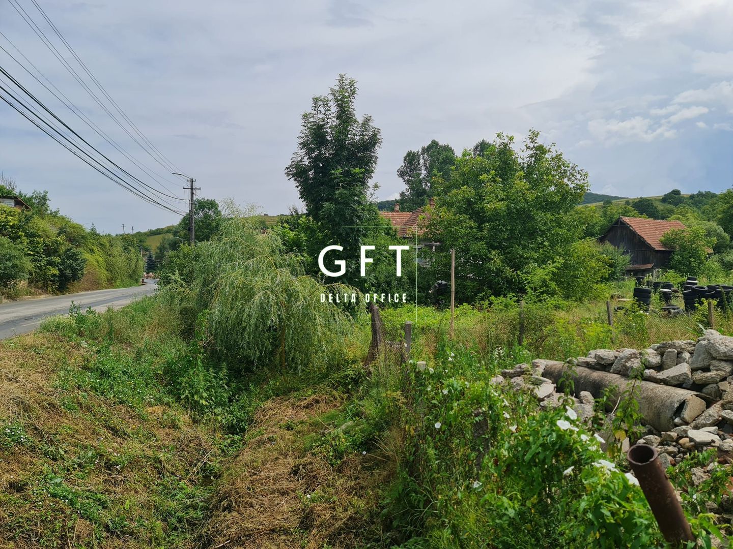 Teren intravilan cu doua constructii in Suceagu - Poză 7