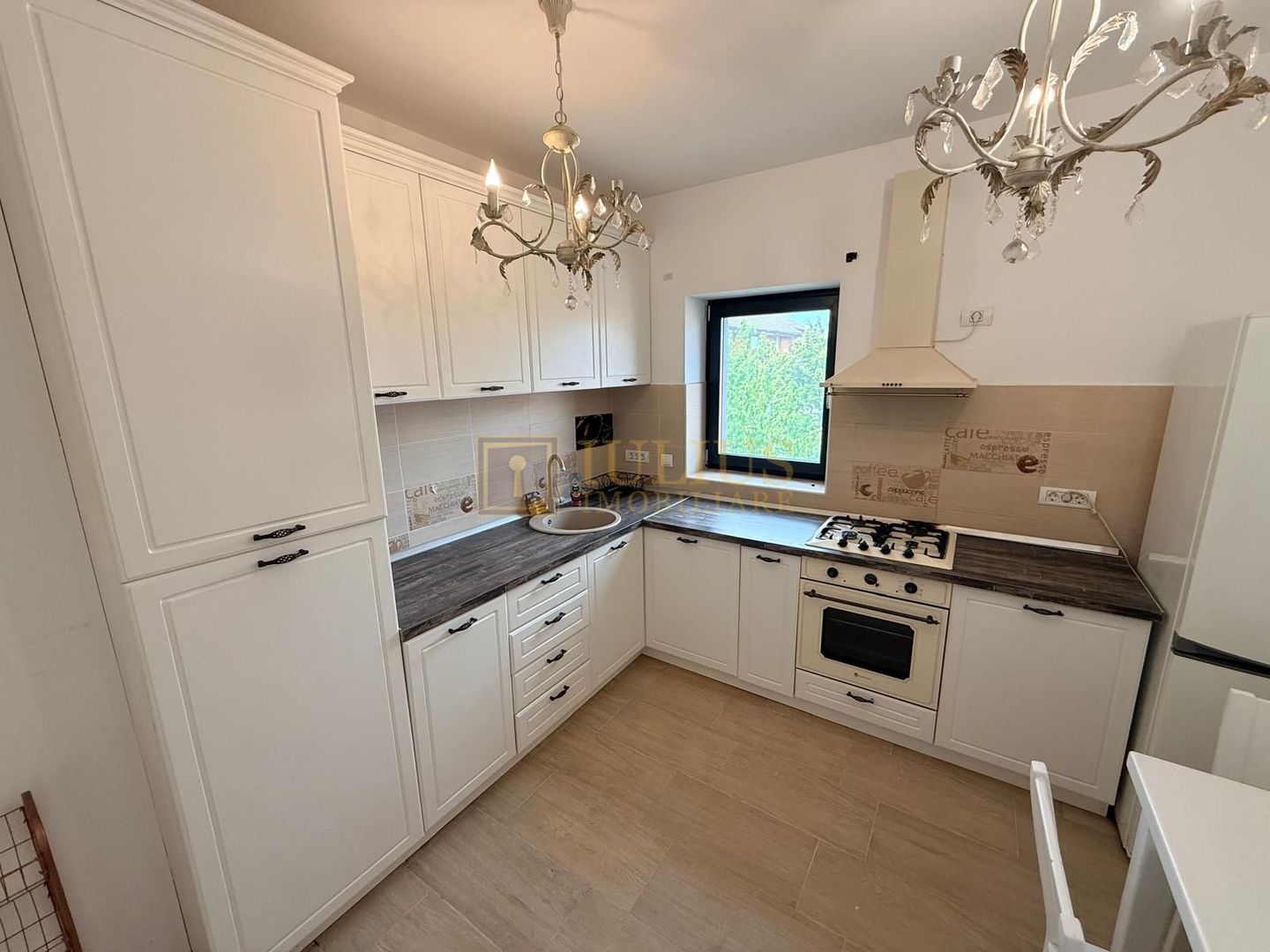 2 camere| Dumbravita| parcare inclusa| apartament superb| zona linistita| - Poză 11