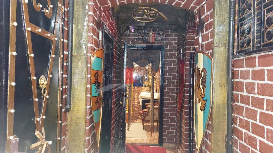 Spatiul "MEZEPOKA" , Amzei, SPATIU COMERCIAL IN ACTE, intrare separata, 82 mp - Poză 3