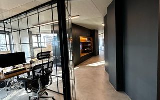 Spatiu pentru birouri elegant și versatil în locație premium! - Poză 12