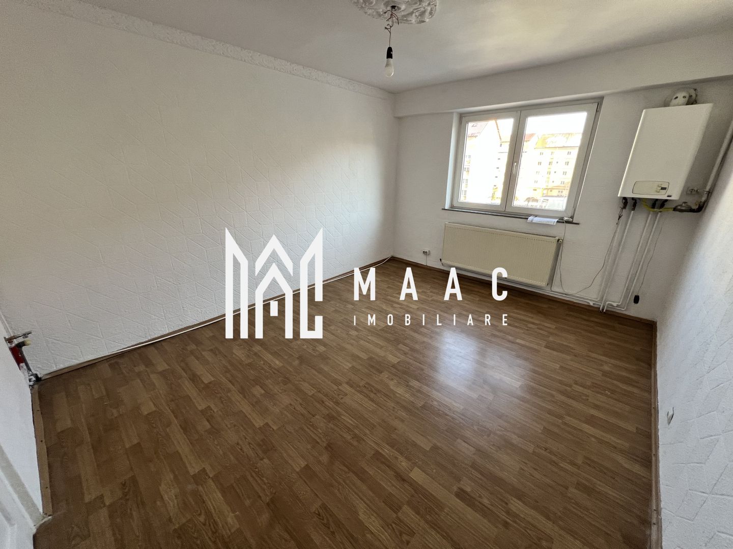 Garsoniera | Etaj 3 | Pretabil investitie | Zona Lazaret - Poză 1