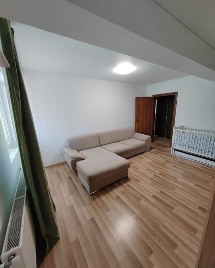 Vanzare apartament luminos de 2 camere, Titan, Gura Siriului-parcare inclusa - Poză 1