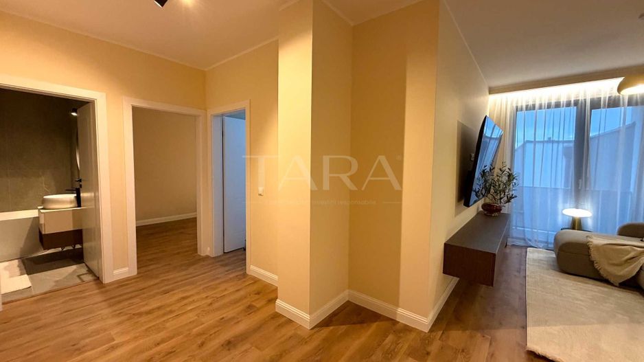 Apartament premium 3 camere, 70 mp si balcon, complet mobilat. - Poză 4
