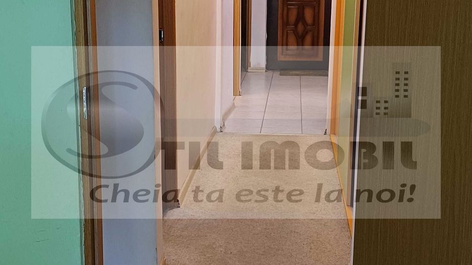 Apartament cu 3 camere si 2 bai, in Nicolina la etajul 3/4 ! - Poză 4